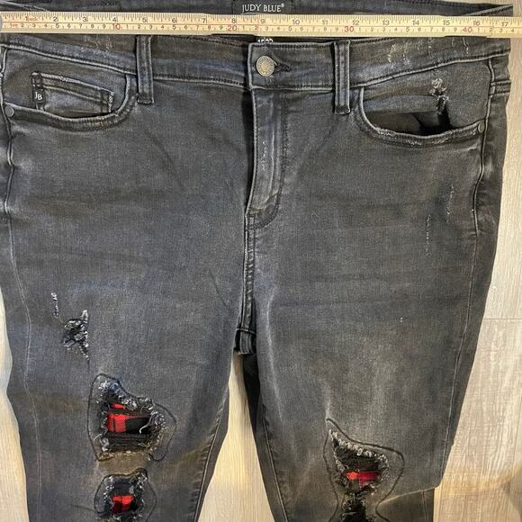 Judy Blue Jeans Skinny Fit Buffalo Patch Black-washed Distressed sz15/32 - Picture 5 of 16